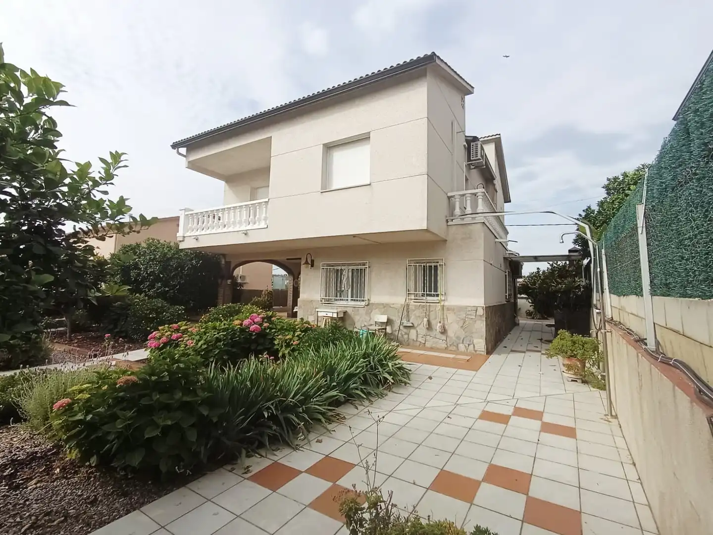 Vista exterior de Casa o chalet de alquiler en Piera con Aire acondicionado, Calefacción y Jardín privado