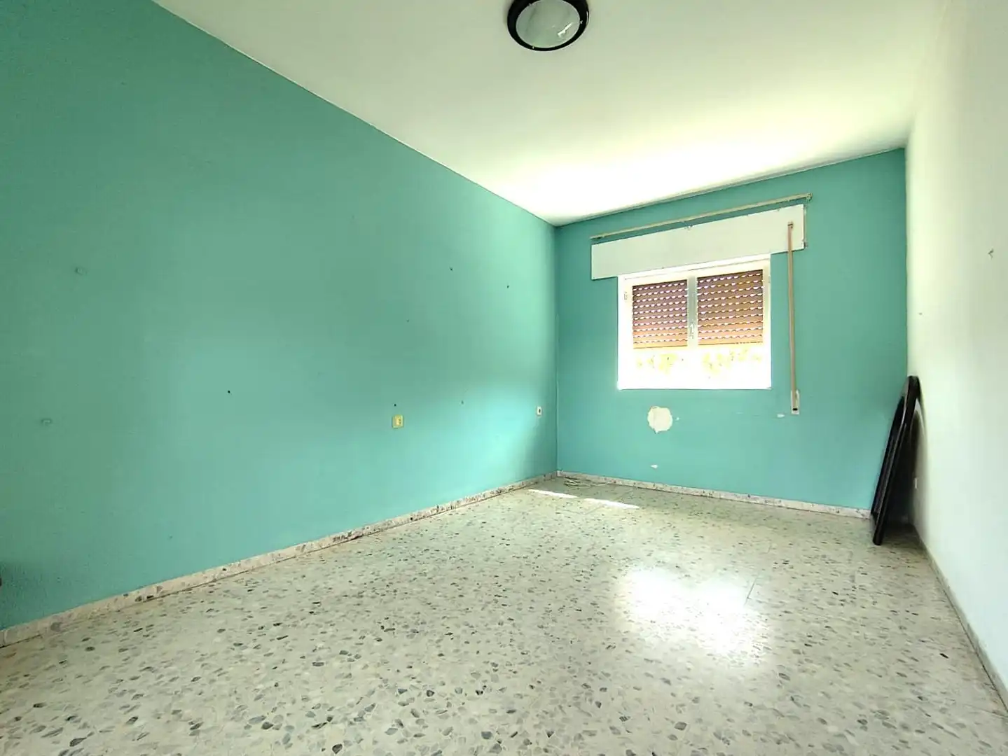 Dormitori de Casa adosada en venda en Alagón del Río amb Jardí privat, Traster i Balcó