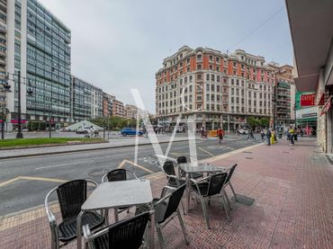 Local comercial en traspàs a Extramurs