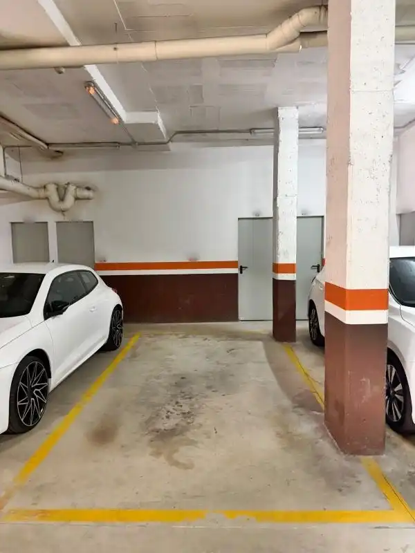 Individual with lift for sale in Sant Vicenç Dels Horts