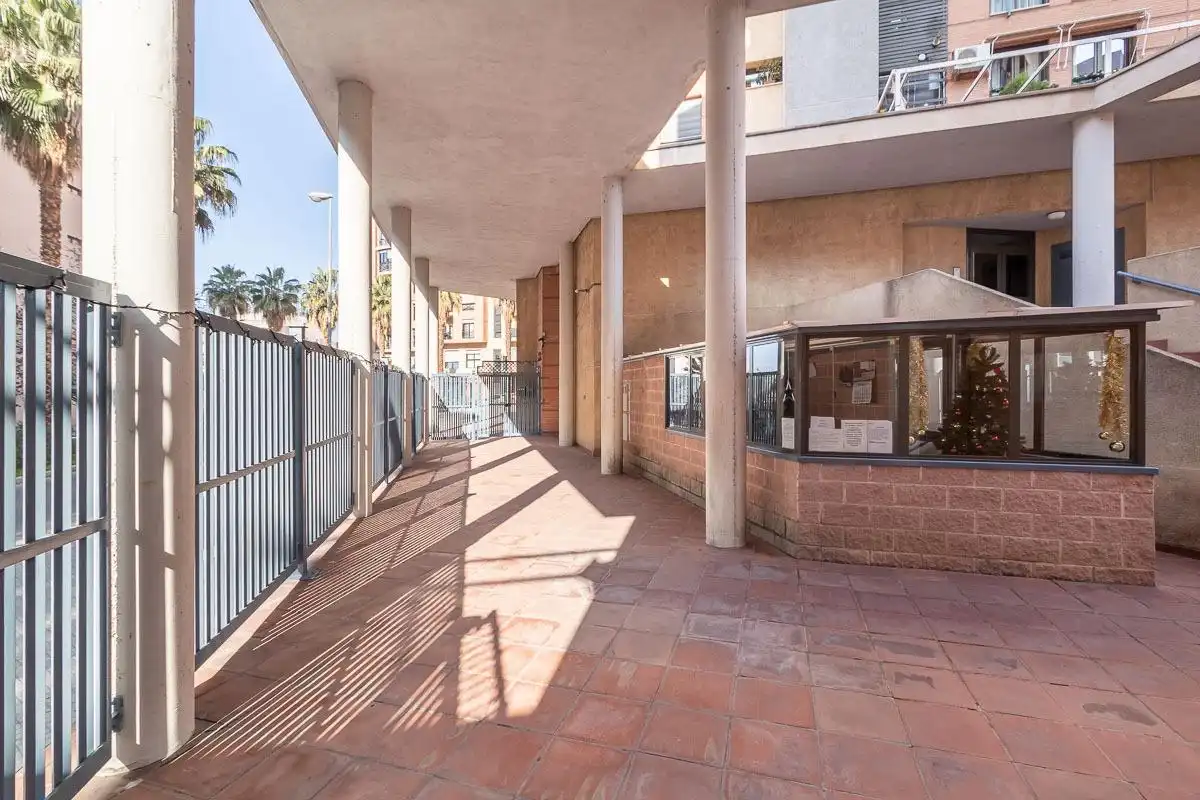 Terrassa de Pis en venda en Granada amb Aire condicionat, Calefacció i Piscina comunitària