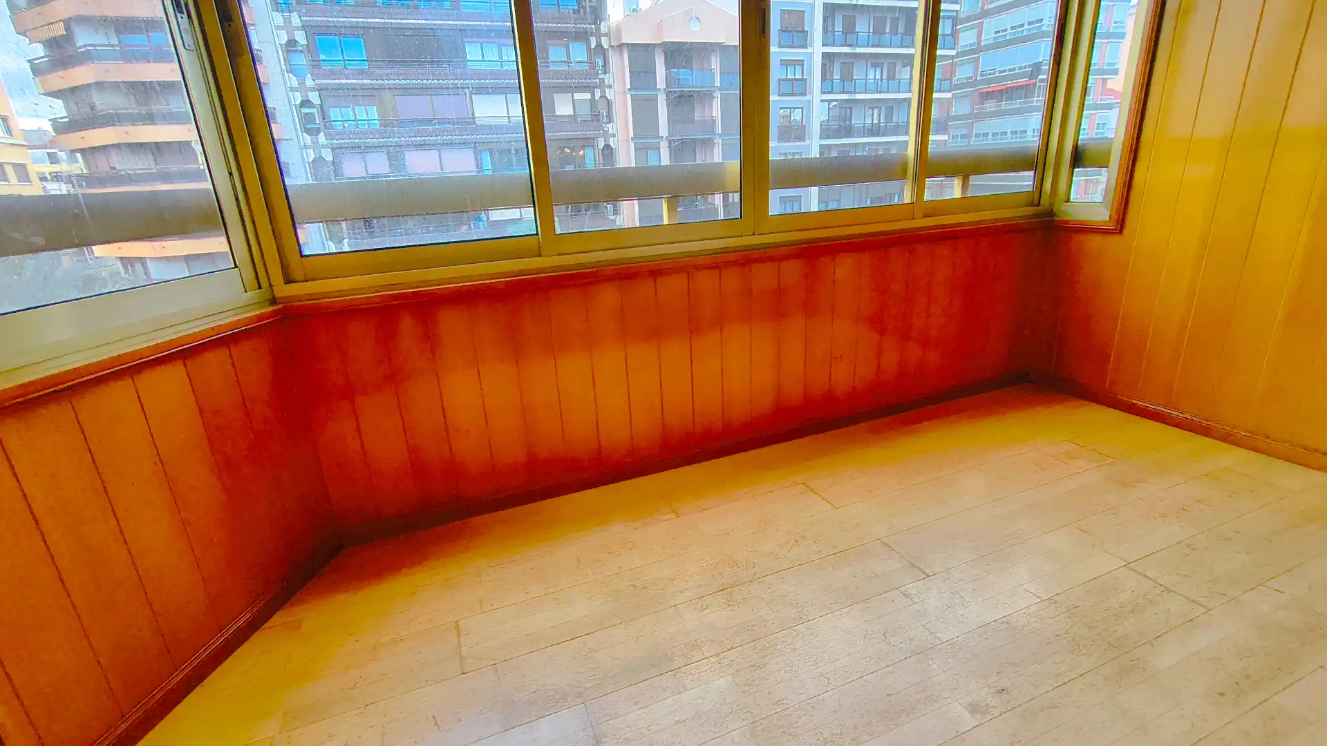 Pis de lloguer a Avenida del Doctor Gadea, 24, Ensanche - Diputación, Centro