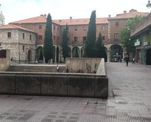 Vista exterior de Local en venda en Burgos Capital