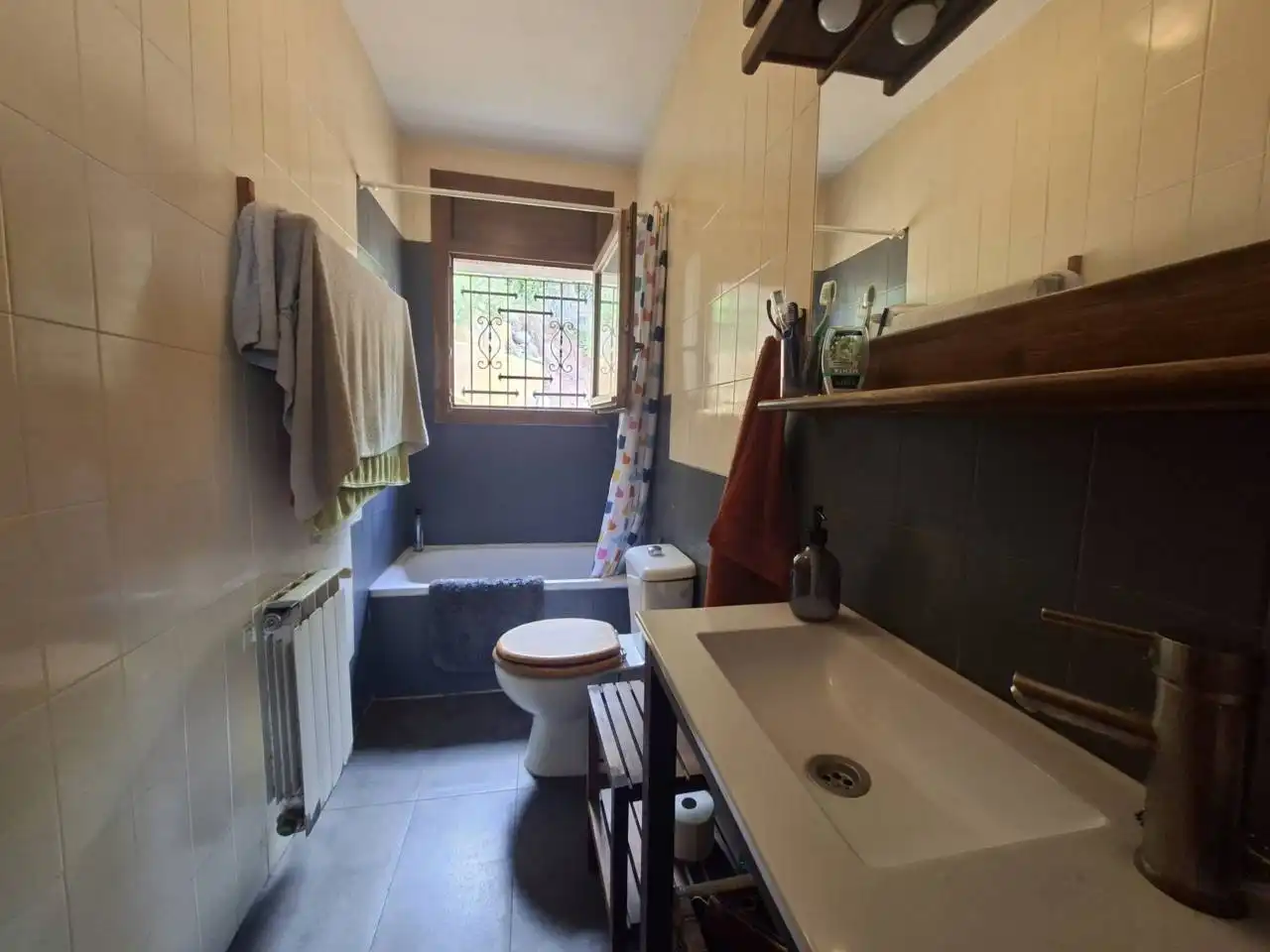 Baño de Piso en venta en Sant Llorenç Savall con Jardín privado, Terraza y Trastero
