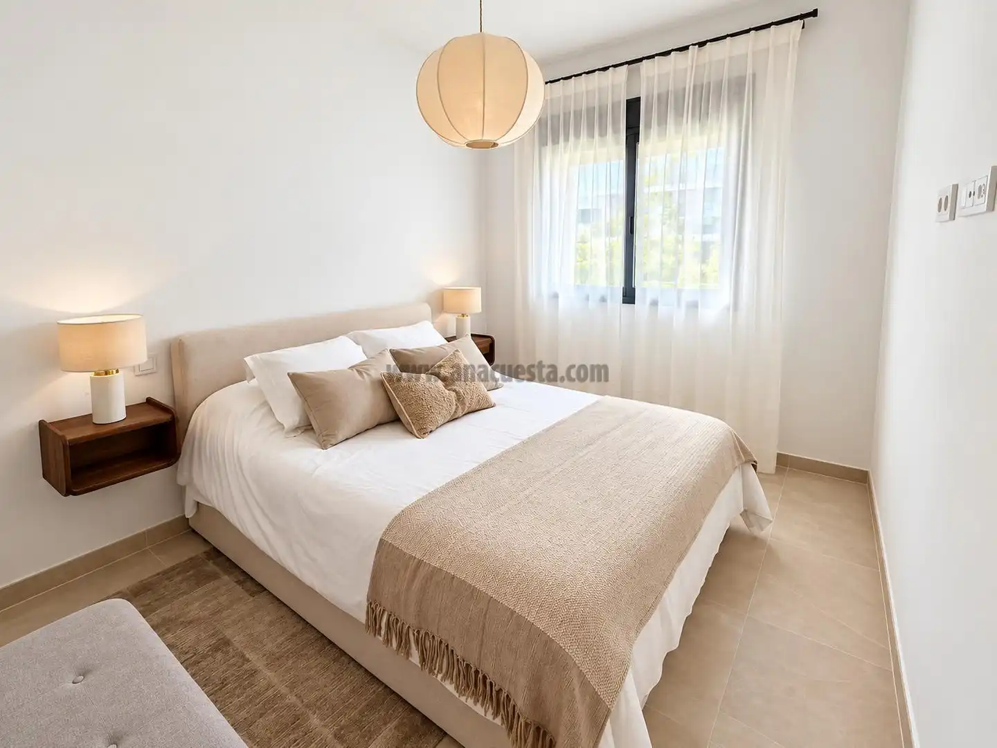 Apartamento con piscina en alquiler en Carlos Cano 16, imagen 7