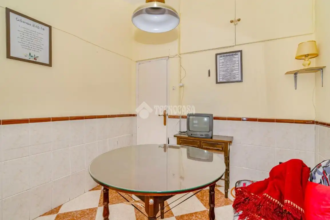 Casa adosada en venta en Lucena con Terraza