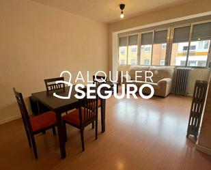 Exterior view of Flat to rent in  Madrid Capital  with Heating, Terrace and Furnished