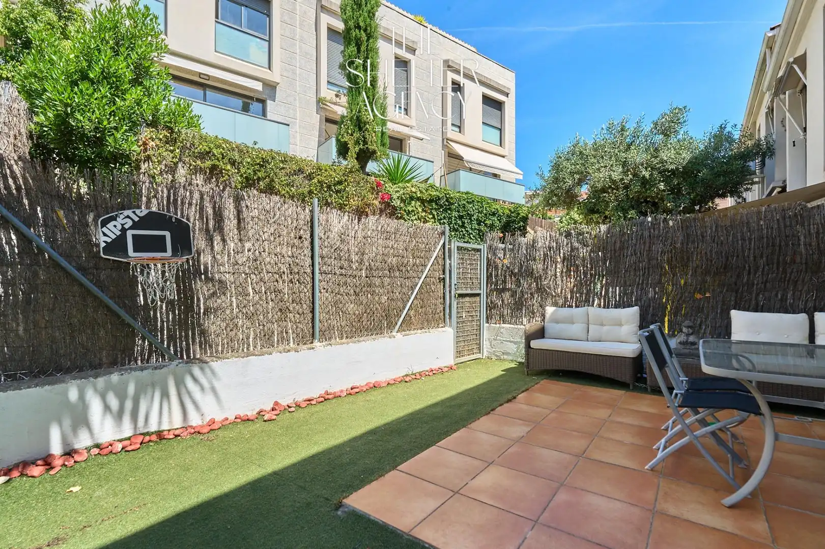 Terrassa de Casa adosada en venda en Sitges amb Calefacció, Jardí privat i Piscina comunitària