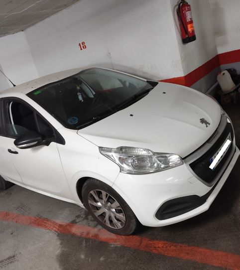 Foto 2 de Garaje de alquiler en Carrer de Francesc Macià, 40, Progrés - Pep Ventura, Badalona
