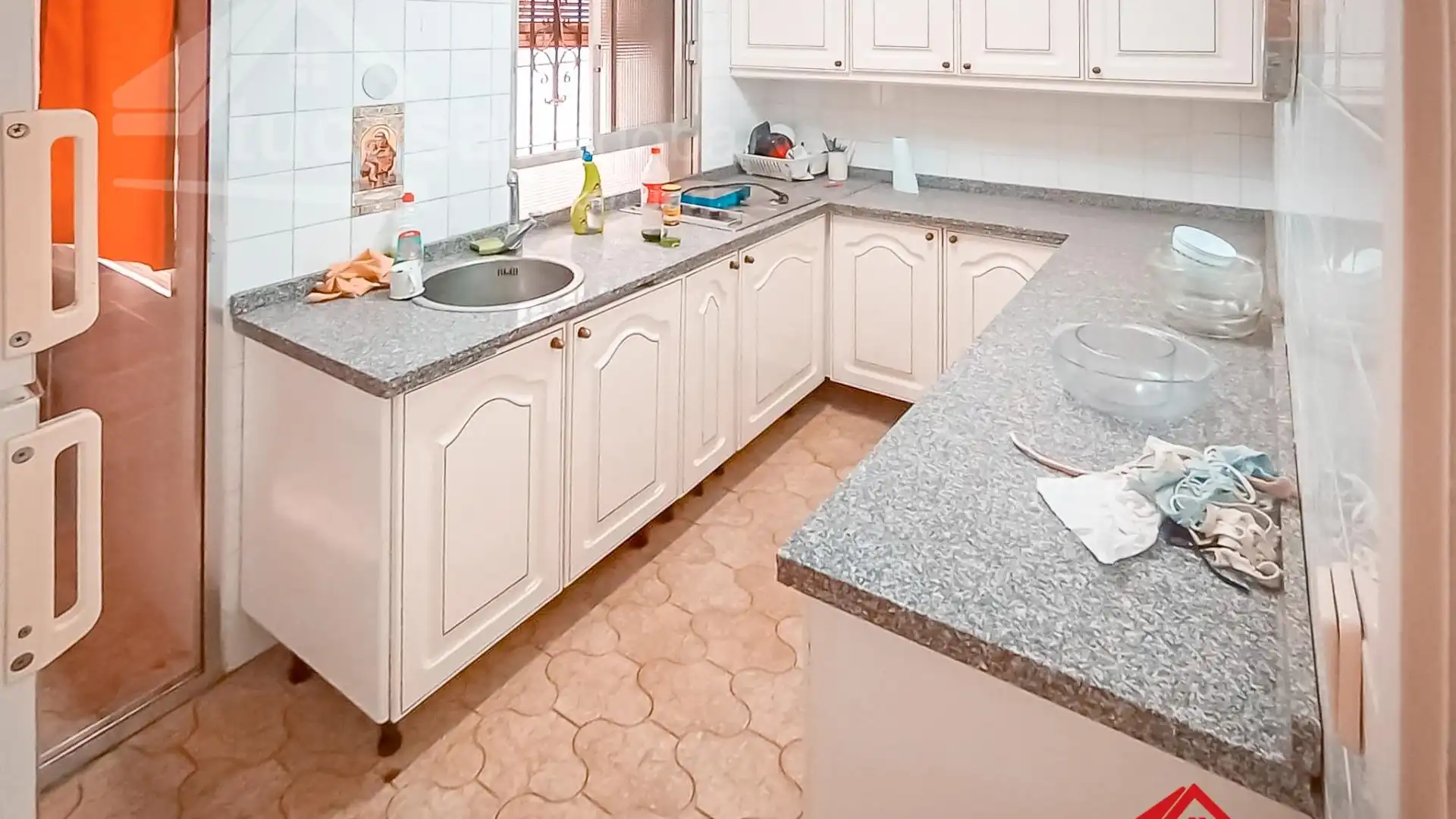 Cocina de Piso en venta en  Córdoba Capital con Aire acondicionado, Trastero y Alarma