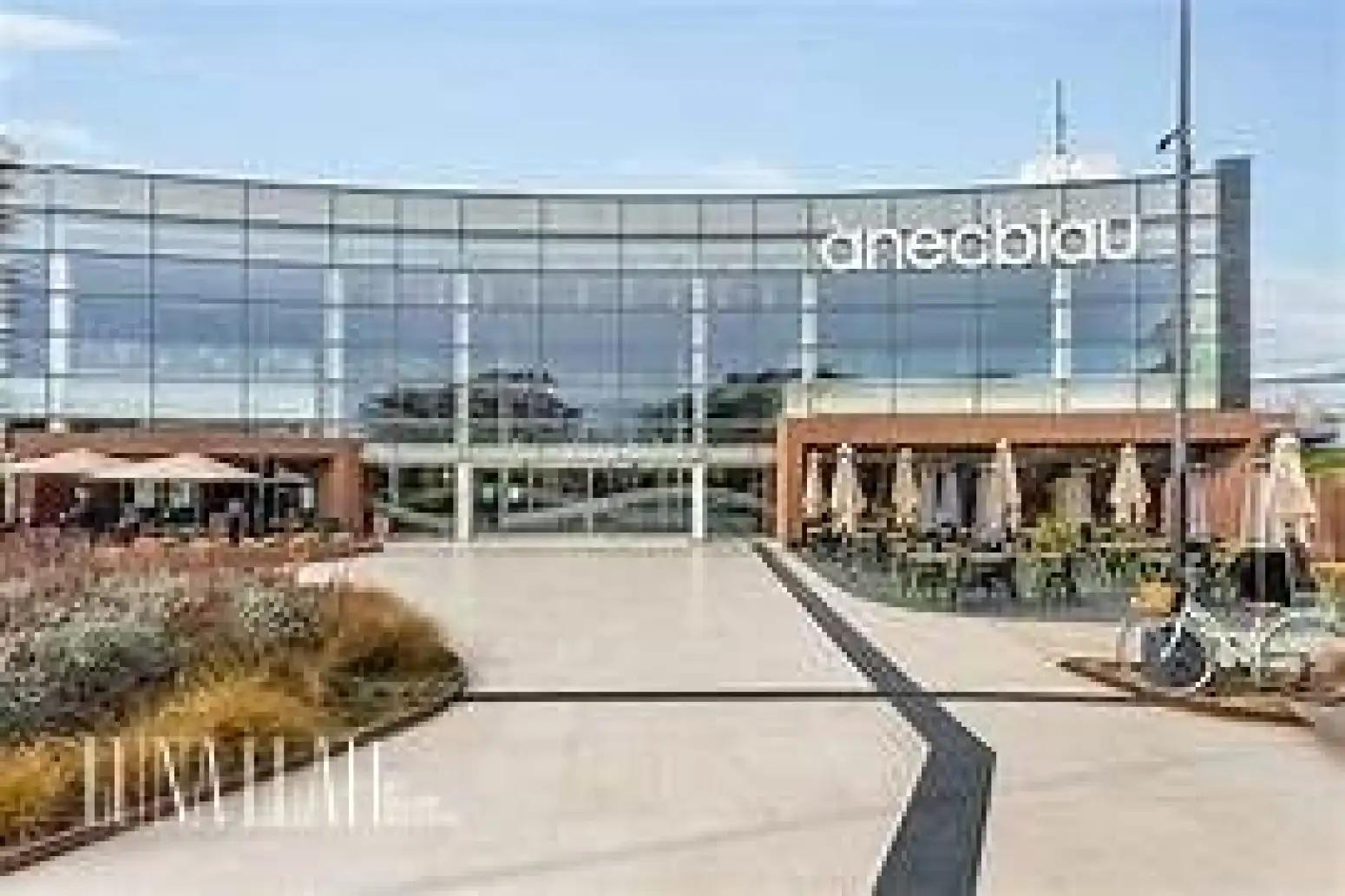 Exterior view of Flat for sale in Castelldefels  with Air Conditioner, Parquet flooring and Terrace