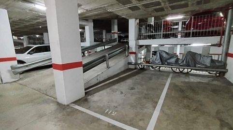 Venta de plaza de parking en la calle Extremadura, Sant Joan Despí