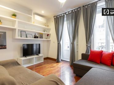 Flat with balcony to rent in Centro
