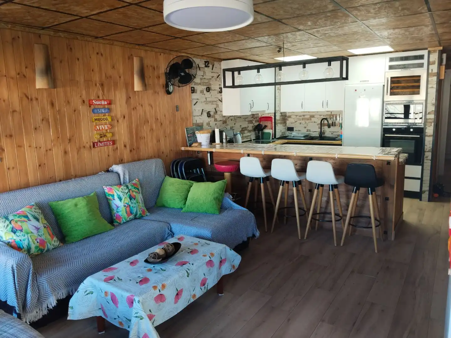 Apartament amb piscina de lloguer a Plaza Antonio Vicea 3, imagen 7