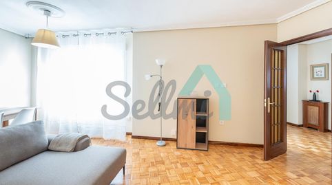Foto 4 de Piso de alquiler en Campoamor, Salesas - Foncalada - Campoamor, Oviedo
