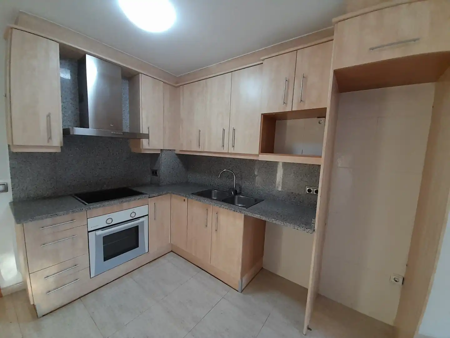 Piso en venta en SANTA COLOMA, Olot