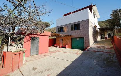 Vista exterior de Finca rústica en venda en Arucas amb Terrassa