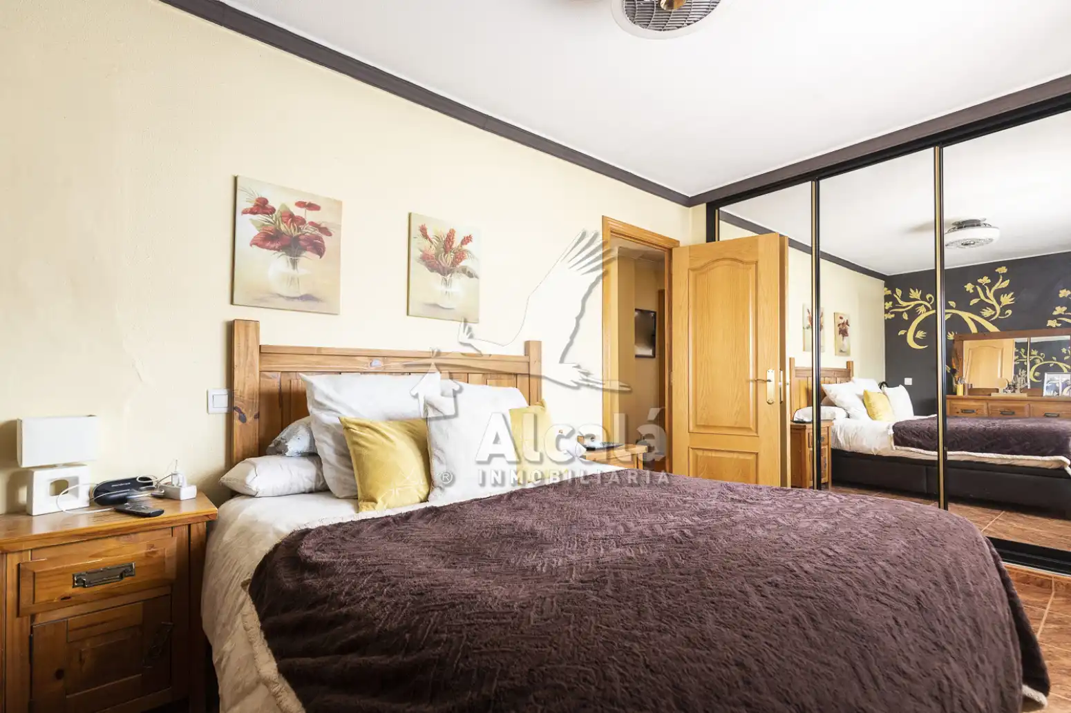 Habitación de Casa adosada en venta en Azuqueca de Henares con Aire acondicionado, Calefacción y Piscina