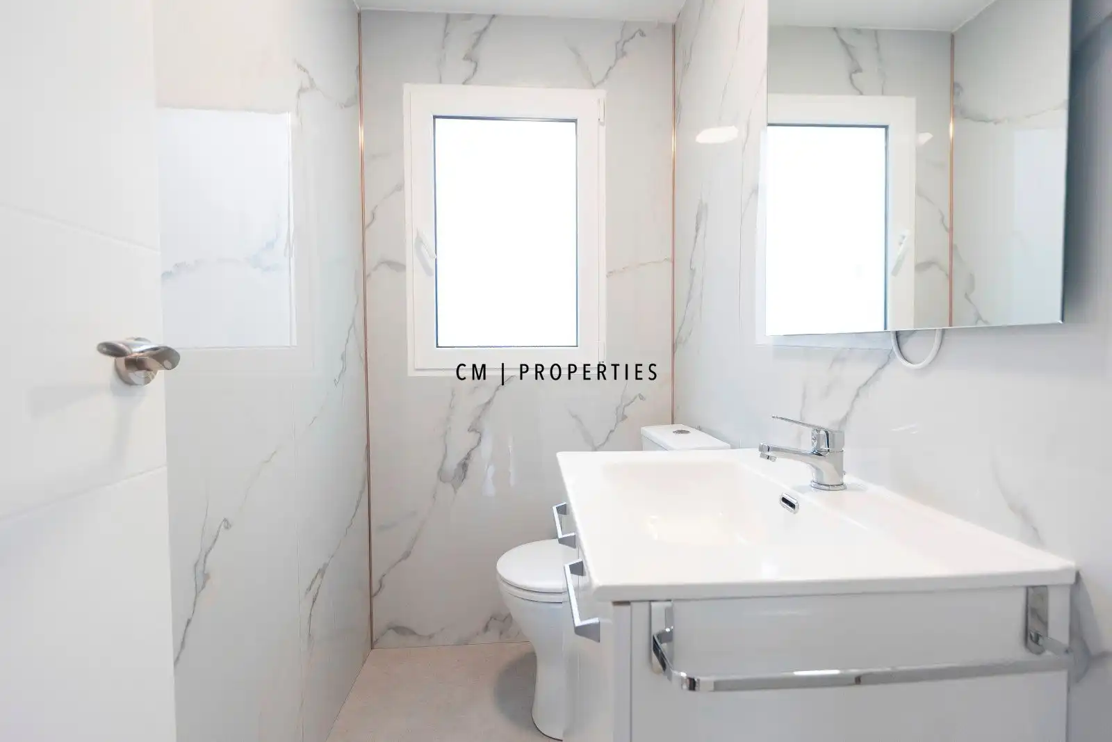 Flat for rent in carretera Malilla, Malilla