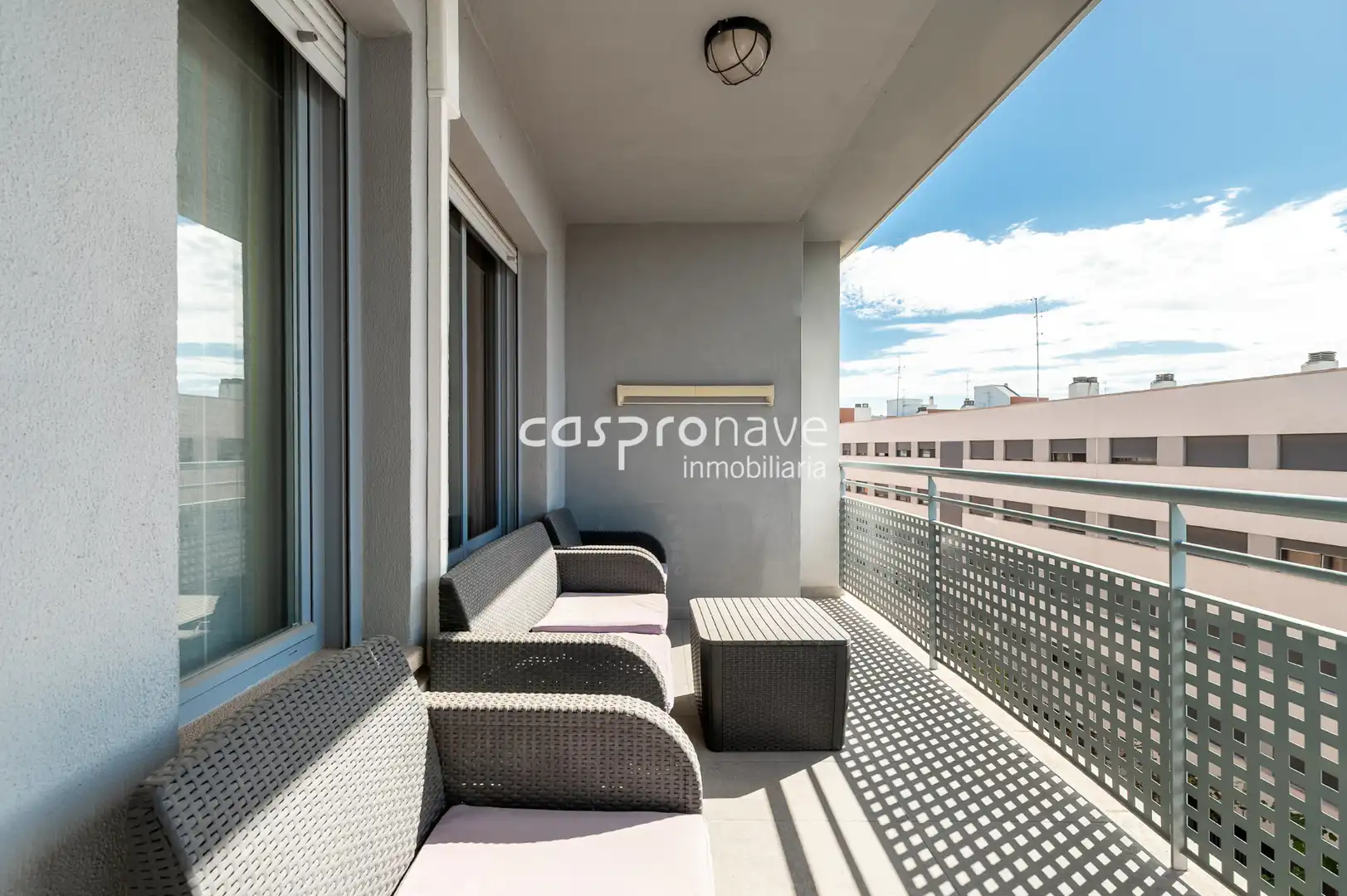 Terraza de Piso en venta en Oeste