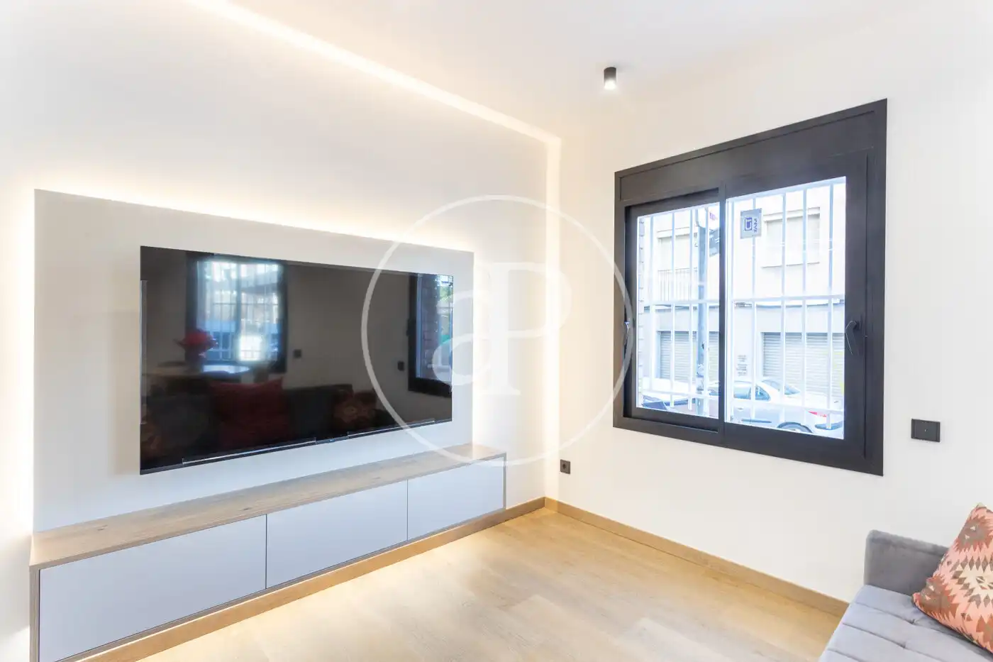 Sala de estar de Piso en venta en Sant Feliu de Llobregat con Aire acondicionado, Calefacción y Amueblado