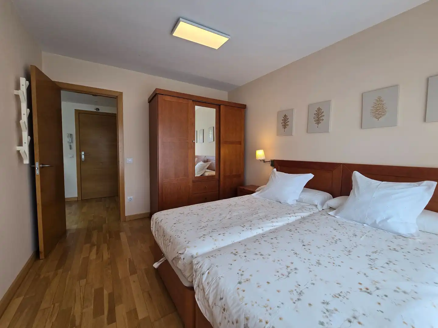Bedroom of Flat for sale in Llanes pueblo