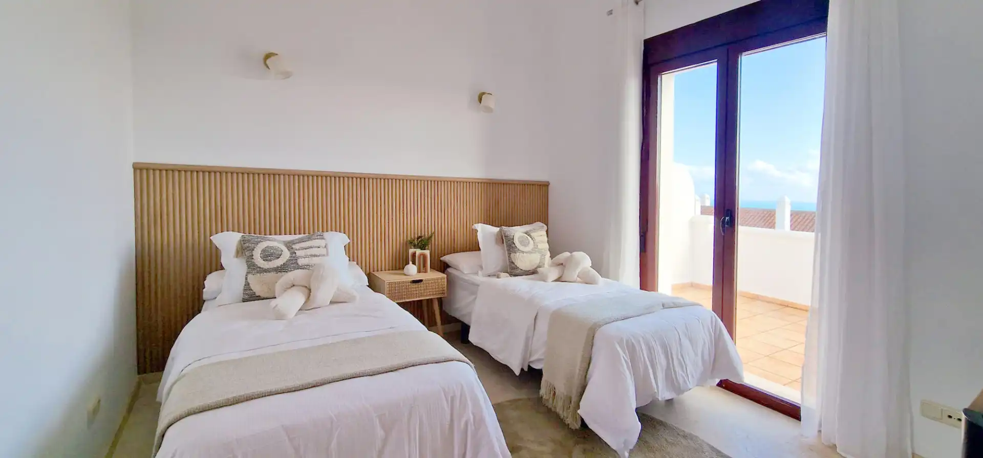 Habitación de Casa adosada en venta en Casares con Jardín privado, Terraza y Trastero