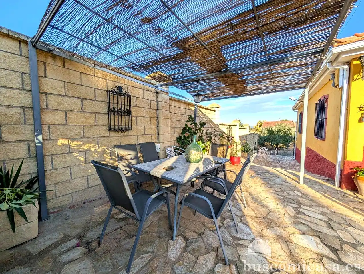 Terraza de Piso de alquiler en Linares con Aire acondicionado y Amueblado