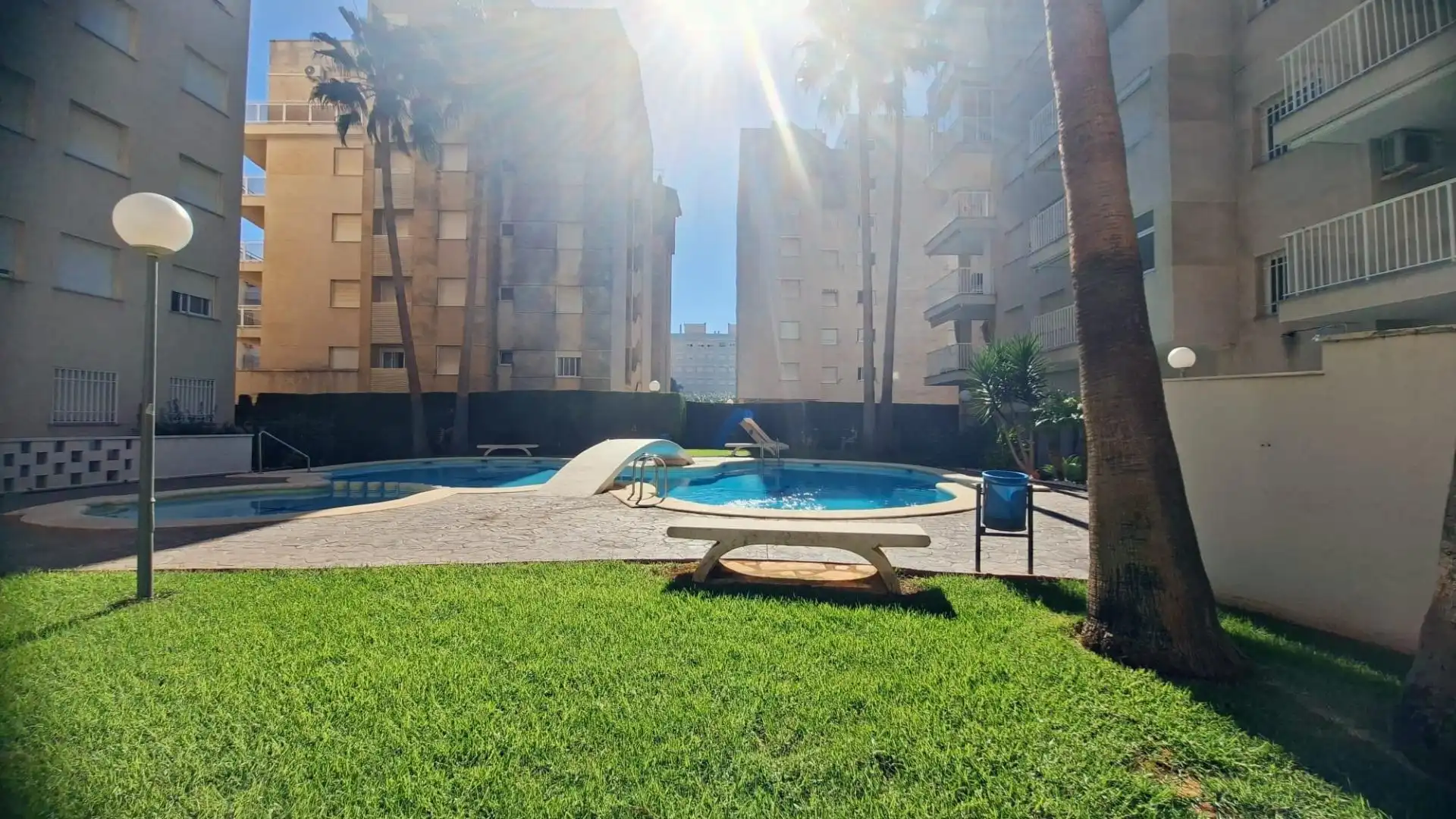 Piscina de Apartamento en venta en Daimús con Aire acondicionado, Calefacción y Terraza