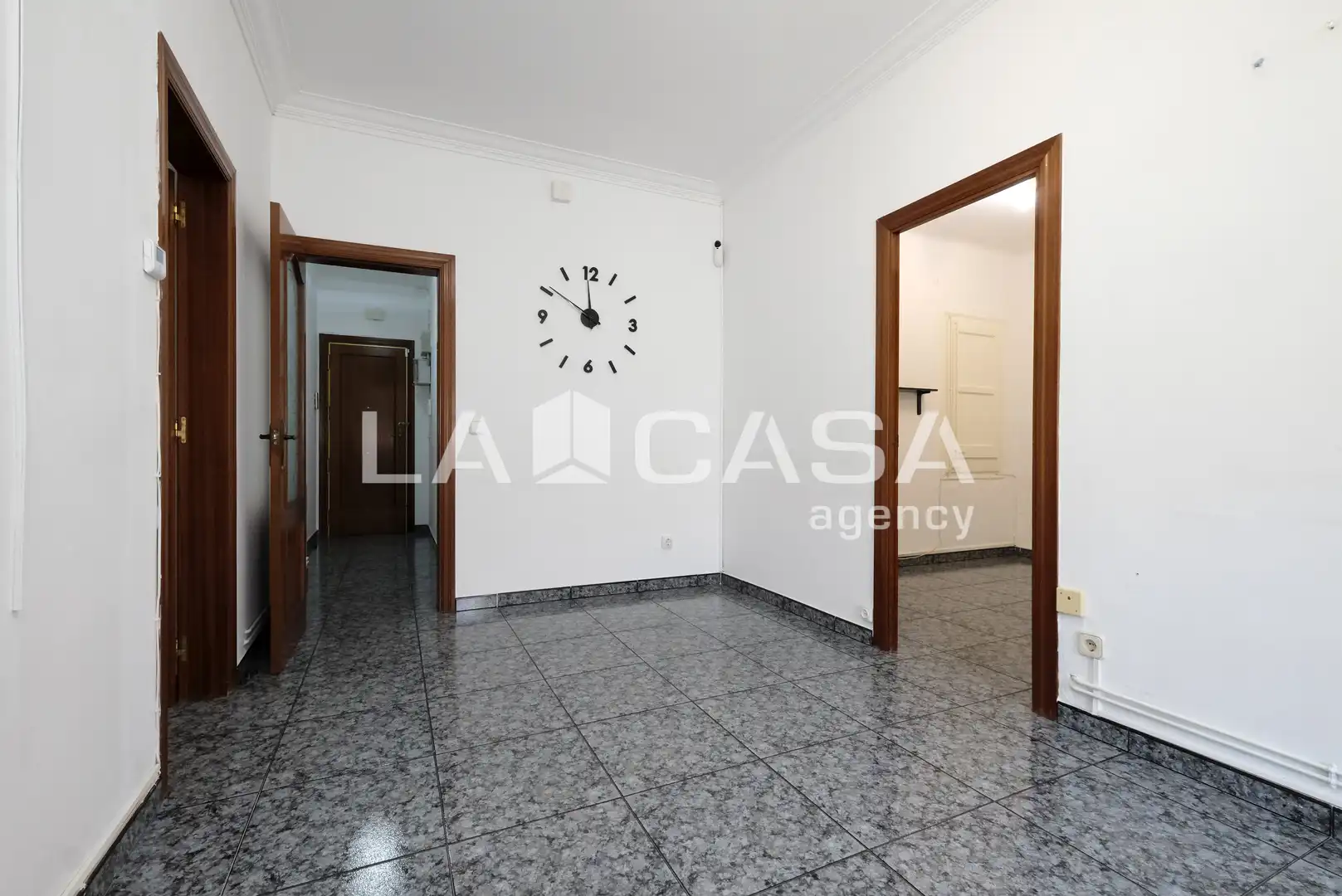 Flat for sale in Barcelona  with Heating and Terrace