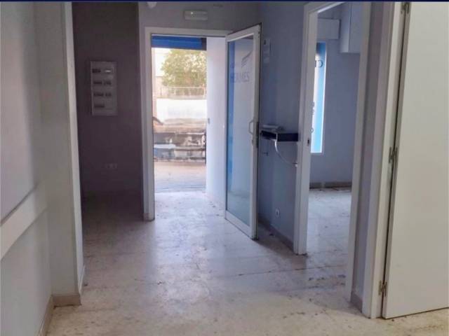 Local comercial en Alquiler en Emilia Barral, 3 en Parque Alcosa