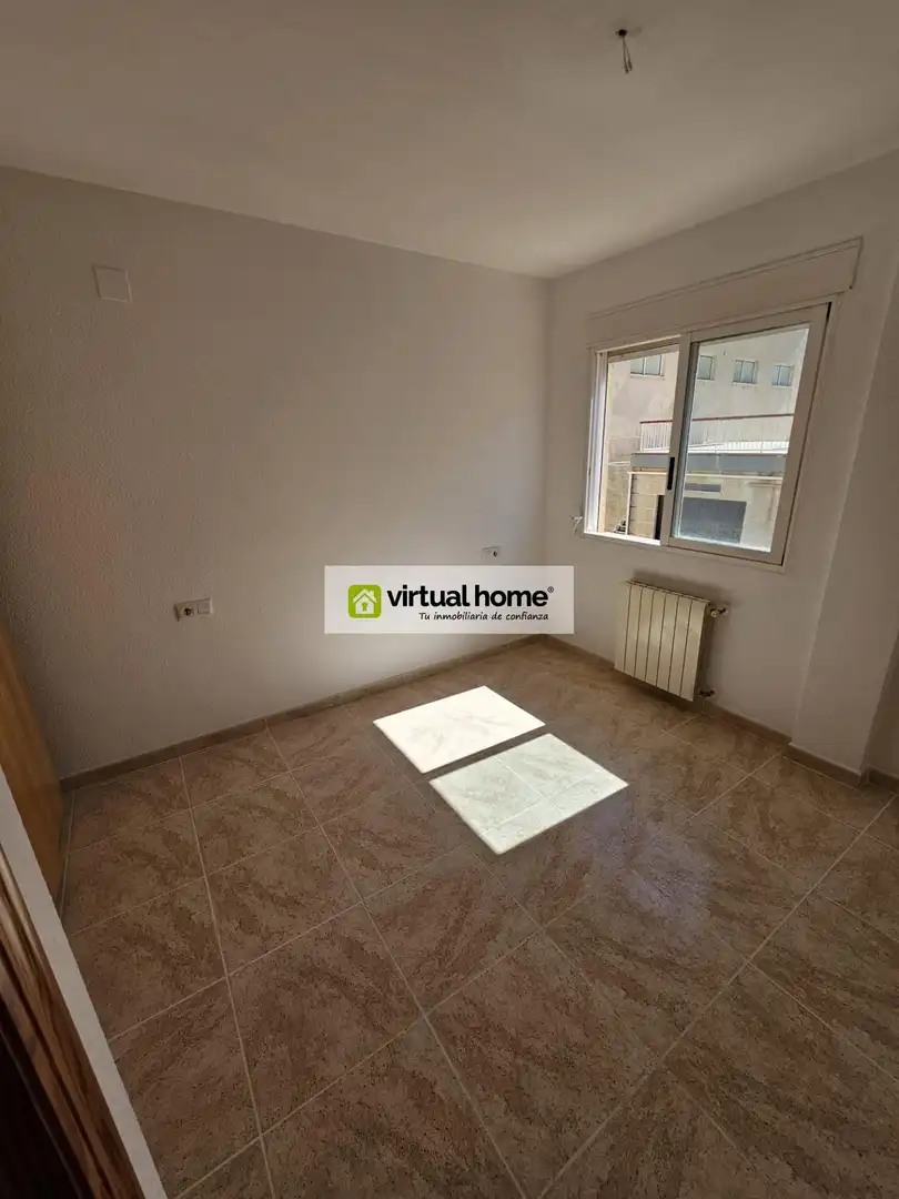 Habitación de Casa o chalet en venta en La Nucia con Jardín privado, Terraza y Trastero