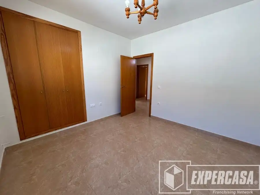 Casa adosada en venta en Marines con Terraza