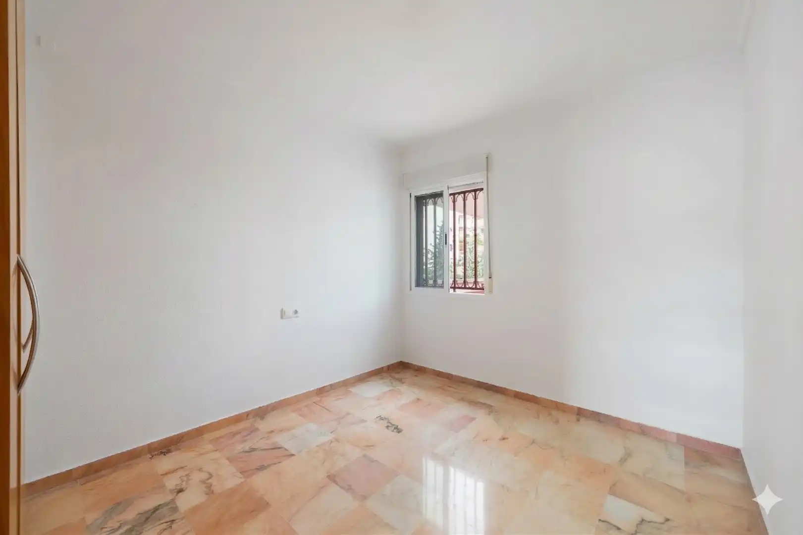 Apartamento con piscina en venta en Torrequebrada, imagen 14