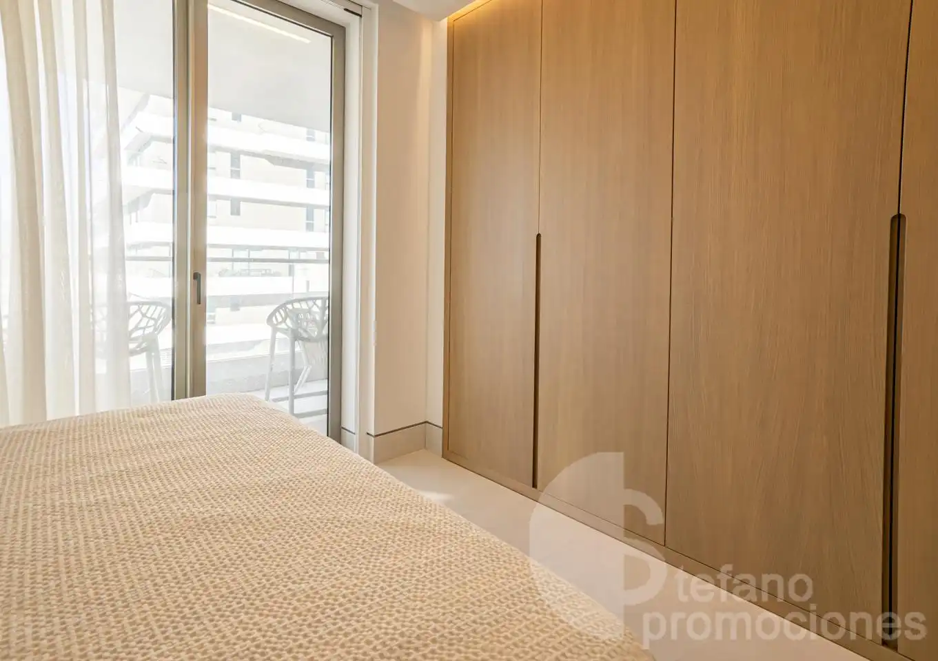 Schlafzimmer von Wohnung zur Miete in Málaga mit Klimaanlage, Heizung und Terrasse