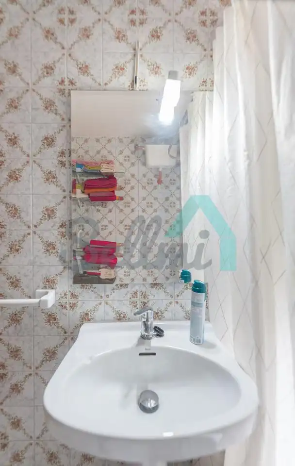 Badezimmer von Wohnung zur Miete in Castrillón mit Heizung, Parkett und Terrasse