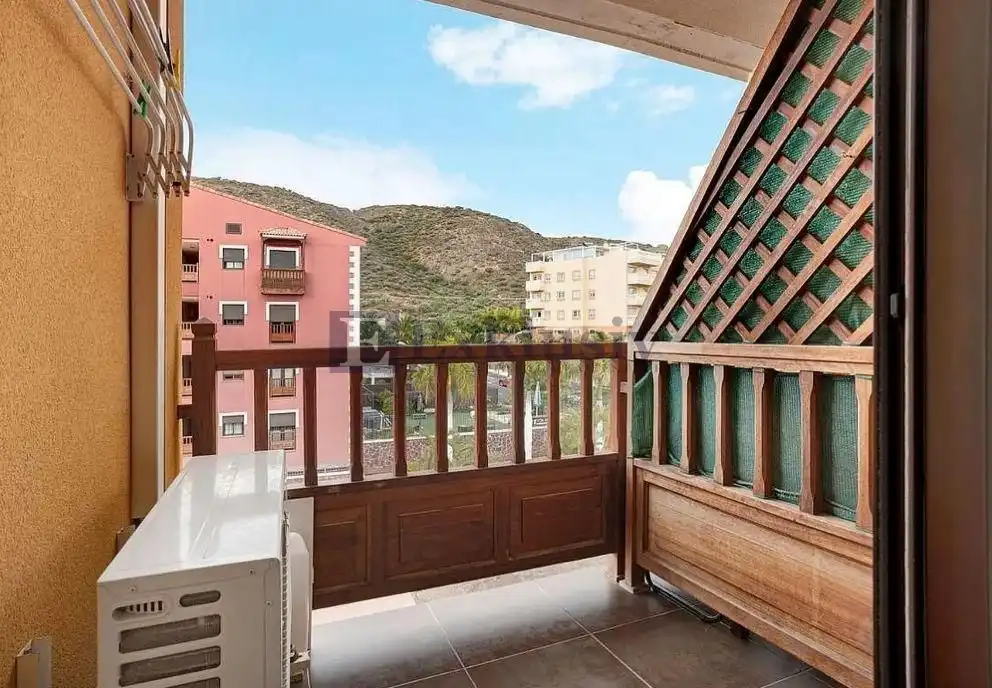 Study for sale in Palm - Mar
