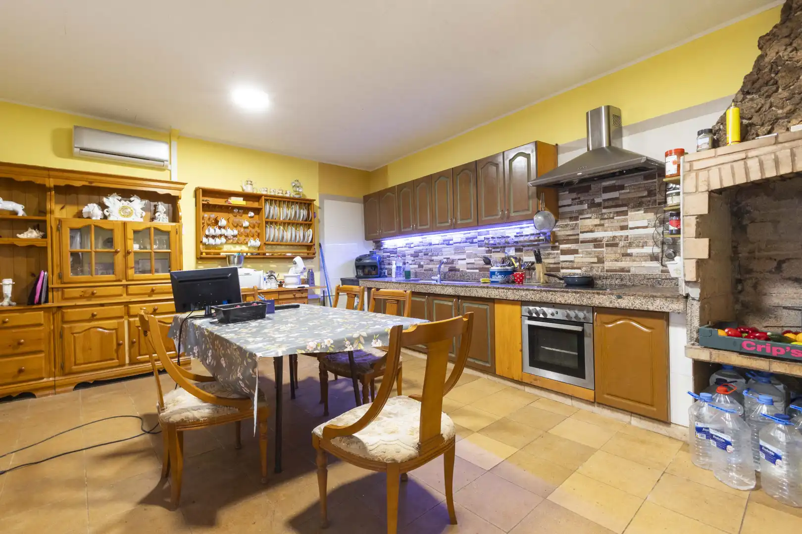 Cocina de Finca rústica en venta en San Juan de la Rambla con Aire acondicionado, Calefacción y Jardín privado