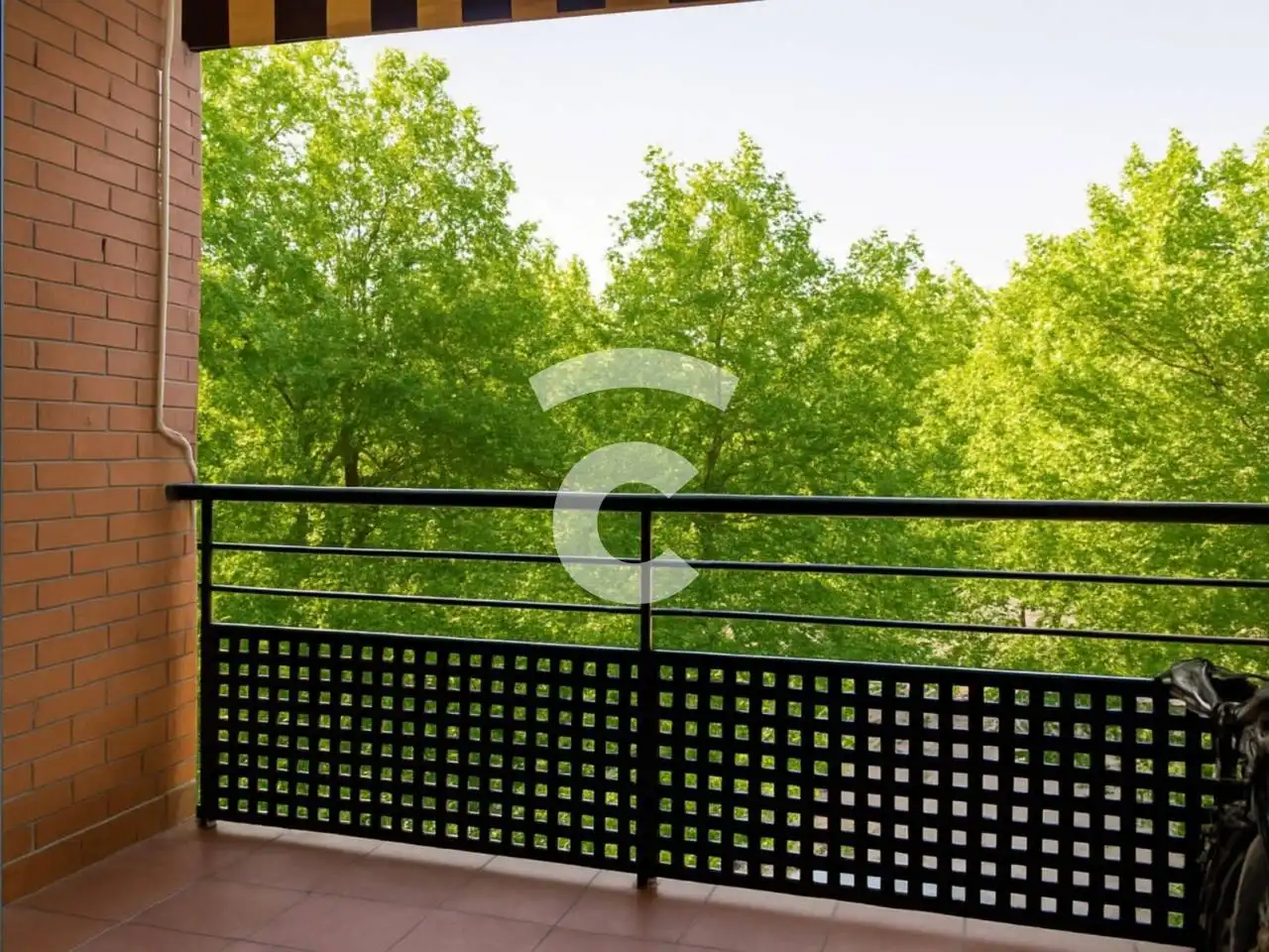 Terrasse von Wohnung zum Verkauf in Vic mit Klimaanlage, Heizung und Parkett