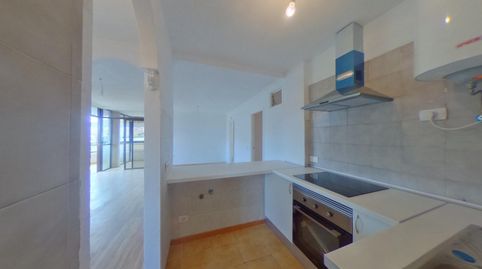 Foto 3 de Piso en venta en Avenida Juan Carlos I, Los Cristianos, Arona