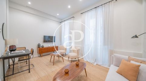 Photo 5 of Flat for rent in C. de San Lorenzo, Justicia - Chueca, Madrid Capital