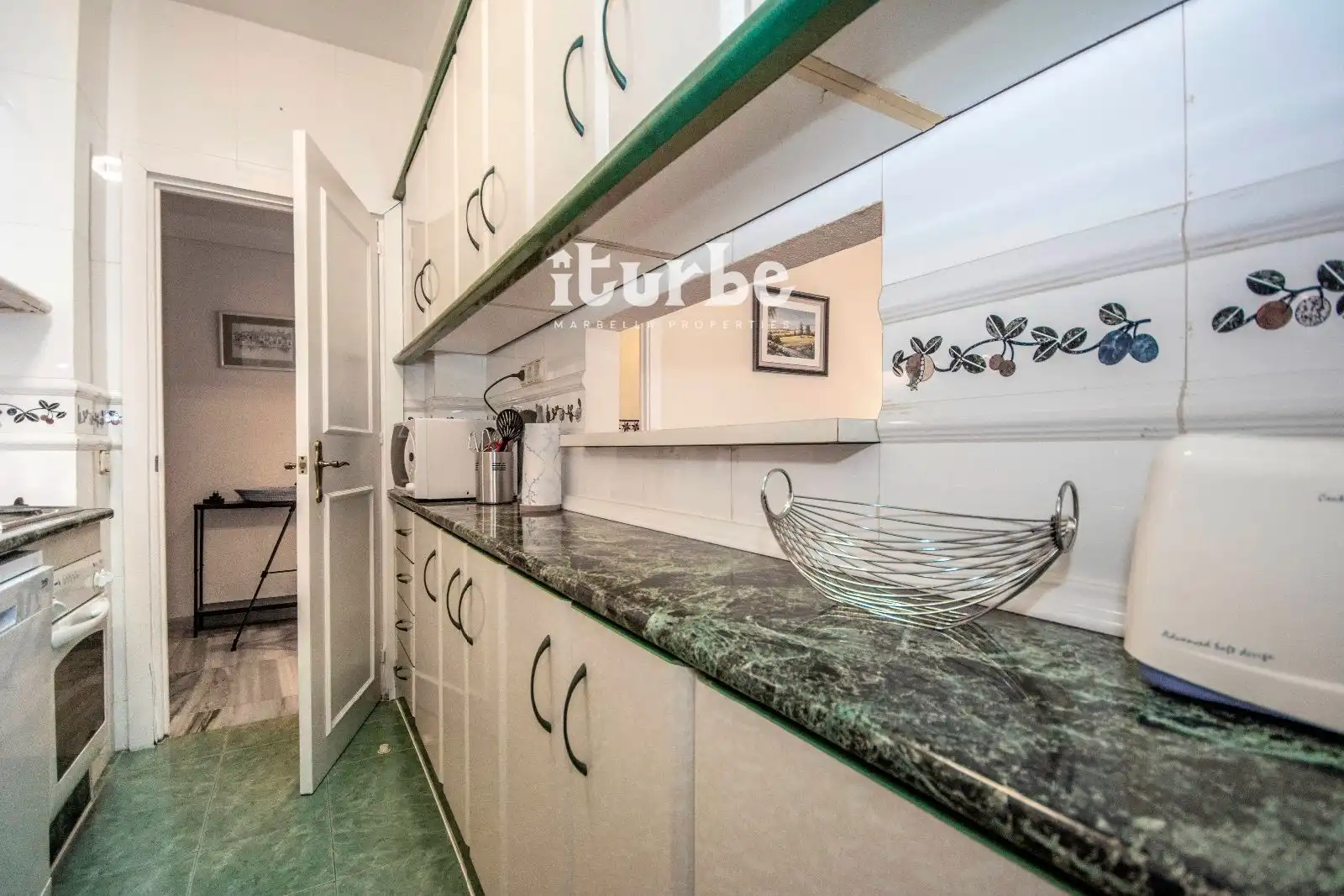 Flat for rent in Calomela-Arroyo Piedras, 1, Nagüeles Alto