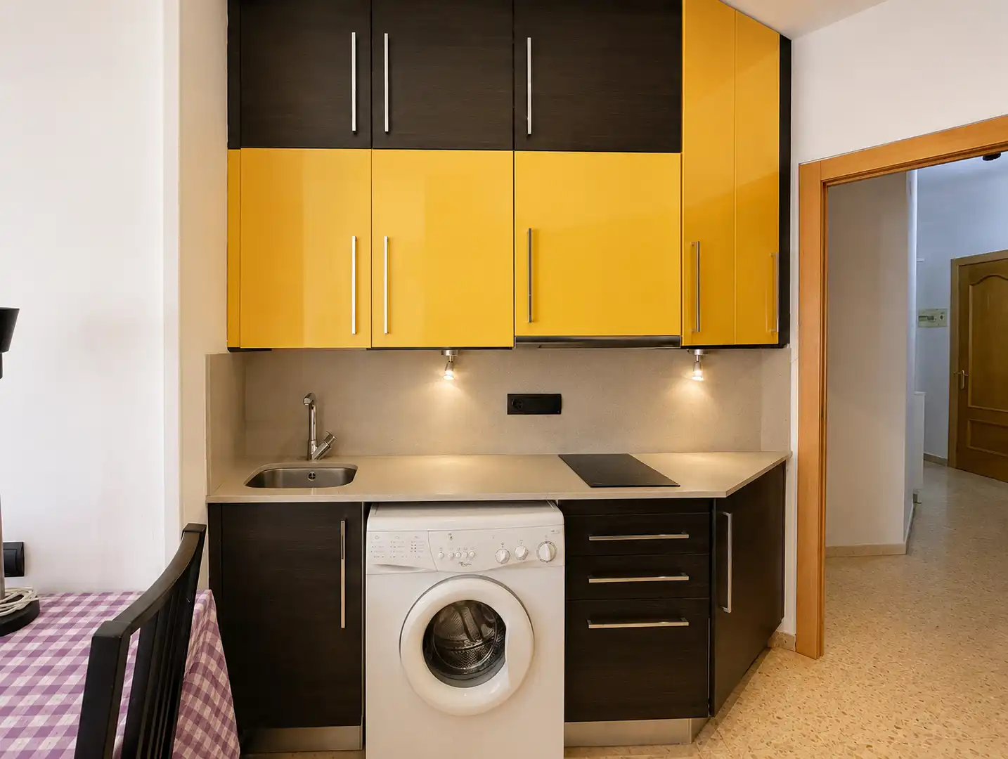 Cocina de Piso en venta en Barcelona con Amueblado y Horno