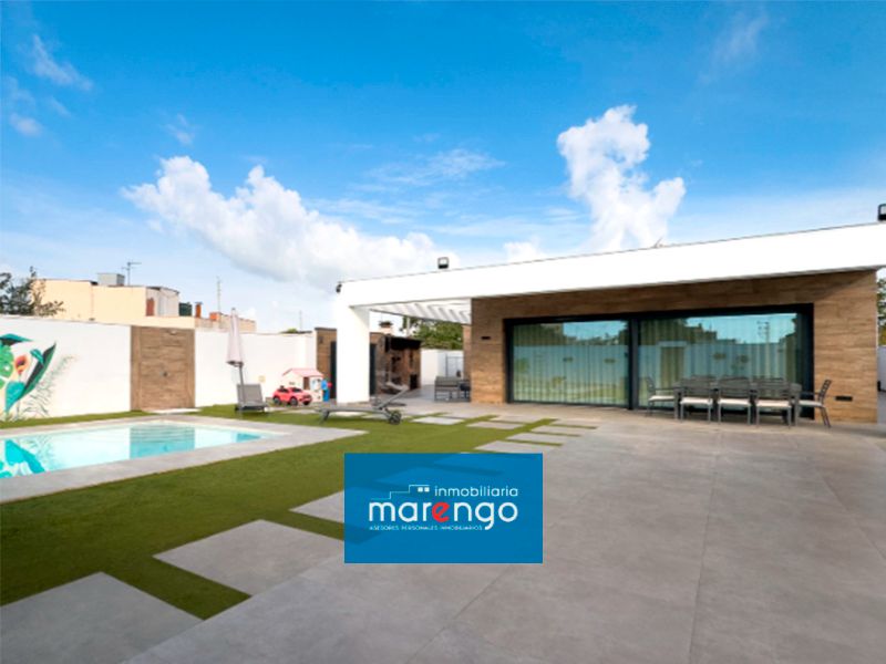 Vista exterior de Casa o xalet en venda en Vila-real amb Aire condicionat, Calefacció i Jardí privat