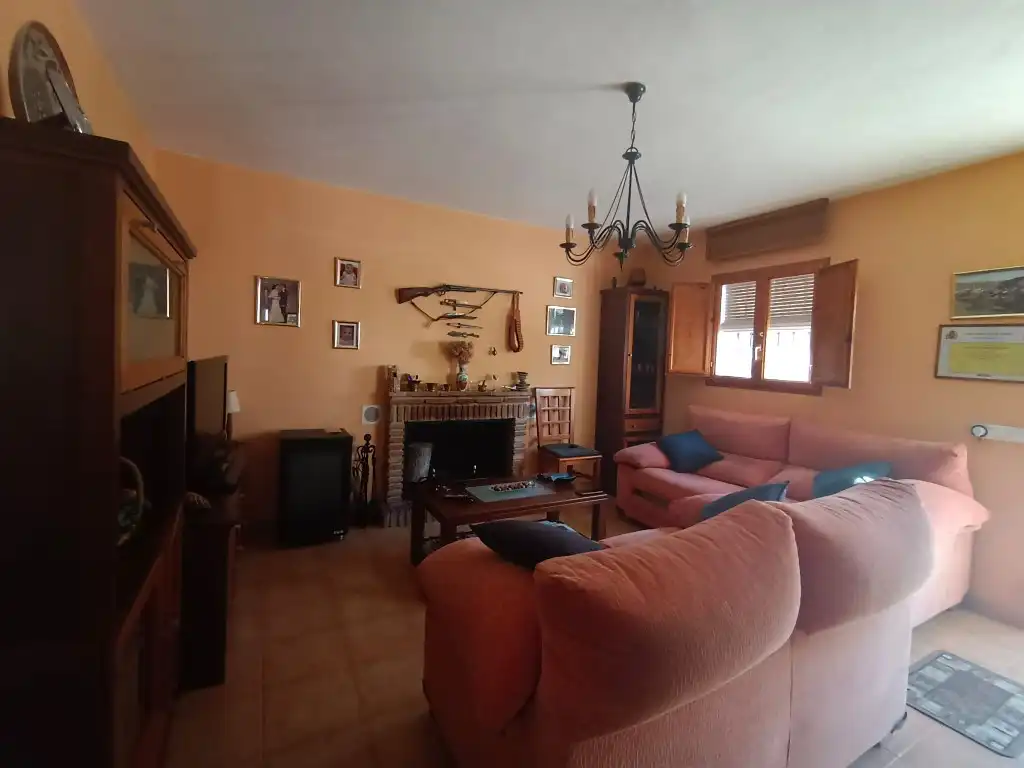 Wohnzimmer von Country house zum Verkauf in Casabermeja mit Privatgarten, Schwimmbad und Möbliert