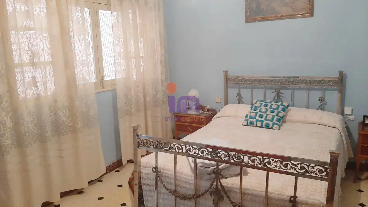 Casa con terraza en venta en Valdepeñas, imagen 7