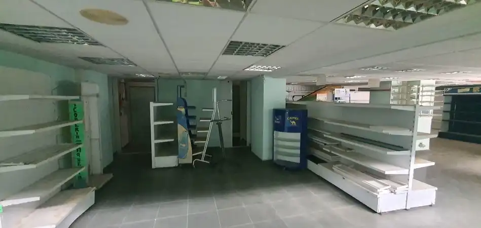 Local comercial en venda a Avda Familia De Betancourt Y Molina 25 000 Bja 1, imagen 9