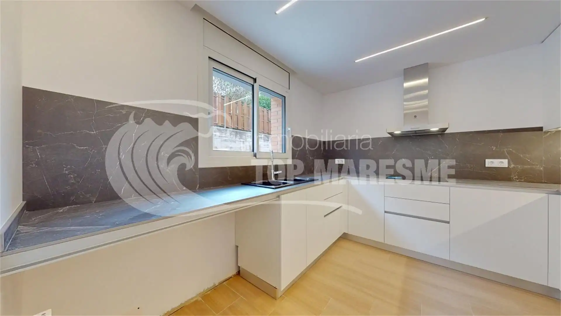 Planta baja en venta en Carrer Illes Medes, 22, Les Franqueses del Vallès