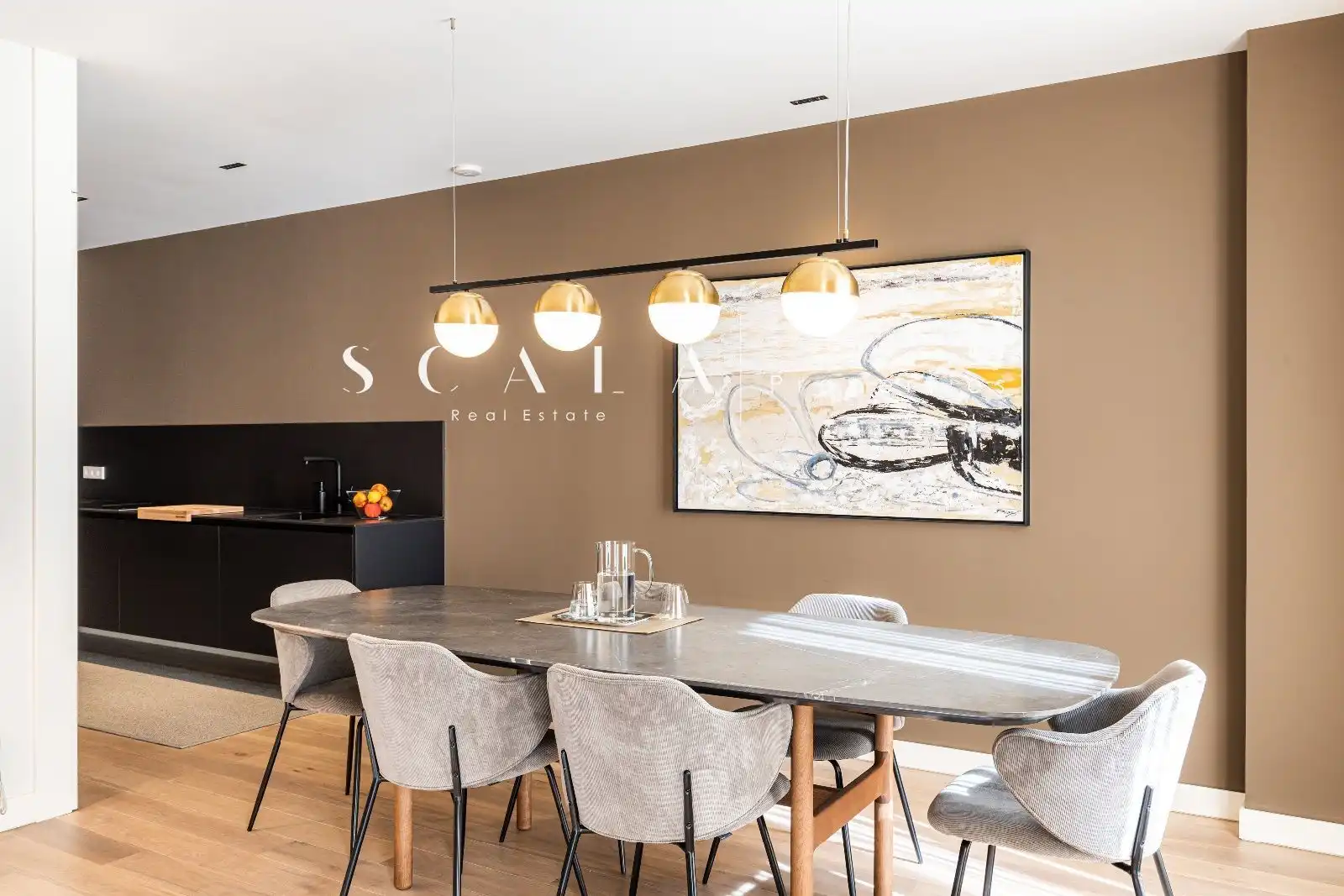 Menjador de Pis de lloguer en  Madrid Capital amb Aire condicionat, Calefacció i Moblat