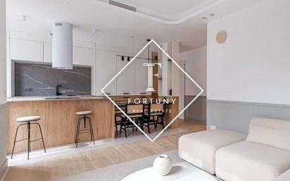 Kitchen of Flat for sale in  Madrid Capital  with Air Conditioner, Heating and Terrace